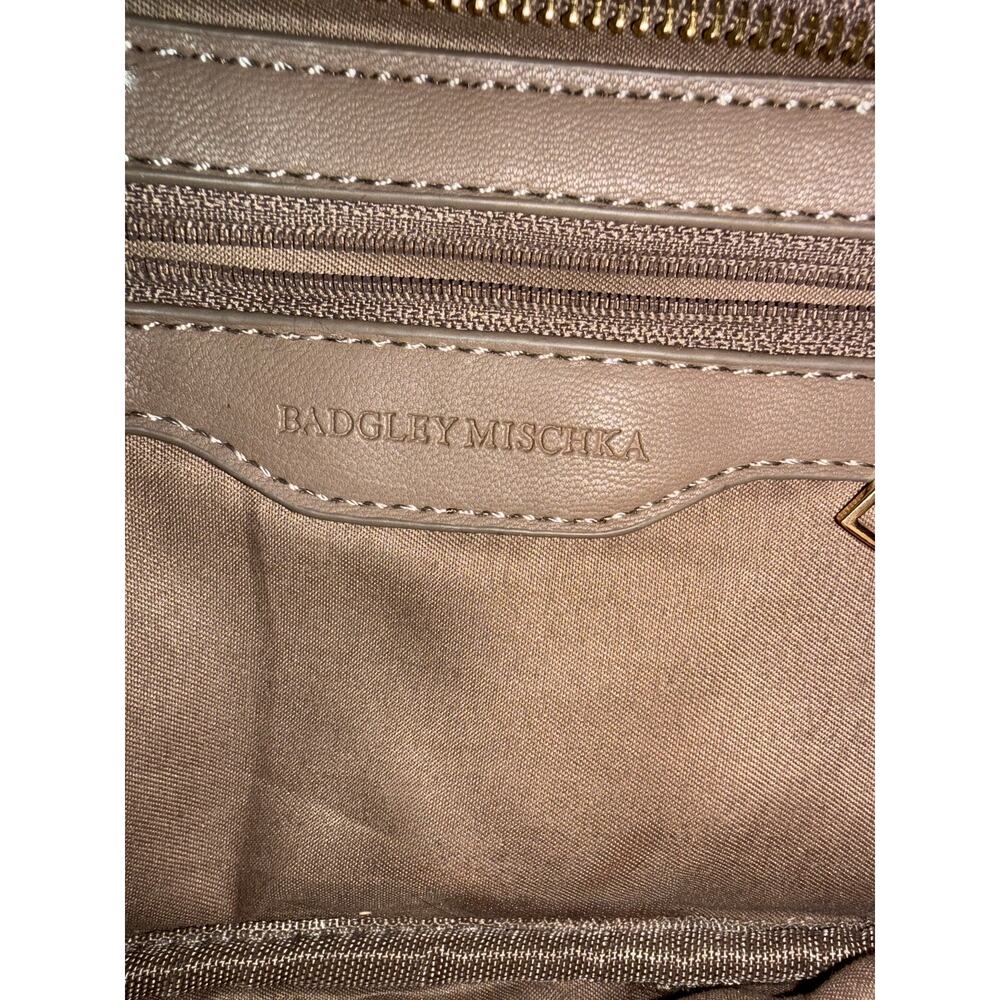 Badgley Mischka Quilted Taupe Crossbody Bag Gold Chain Beige Purse - Picture 8 of 14